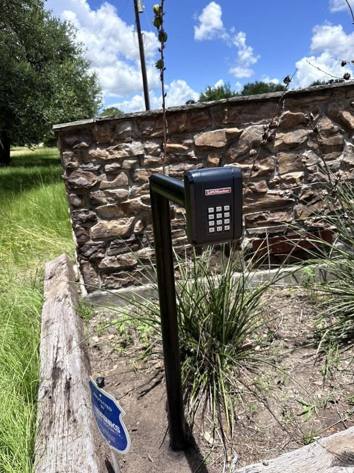 New LiftMaster keypad installed by Access Pro Gate Company