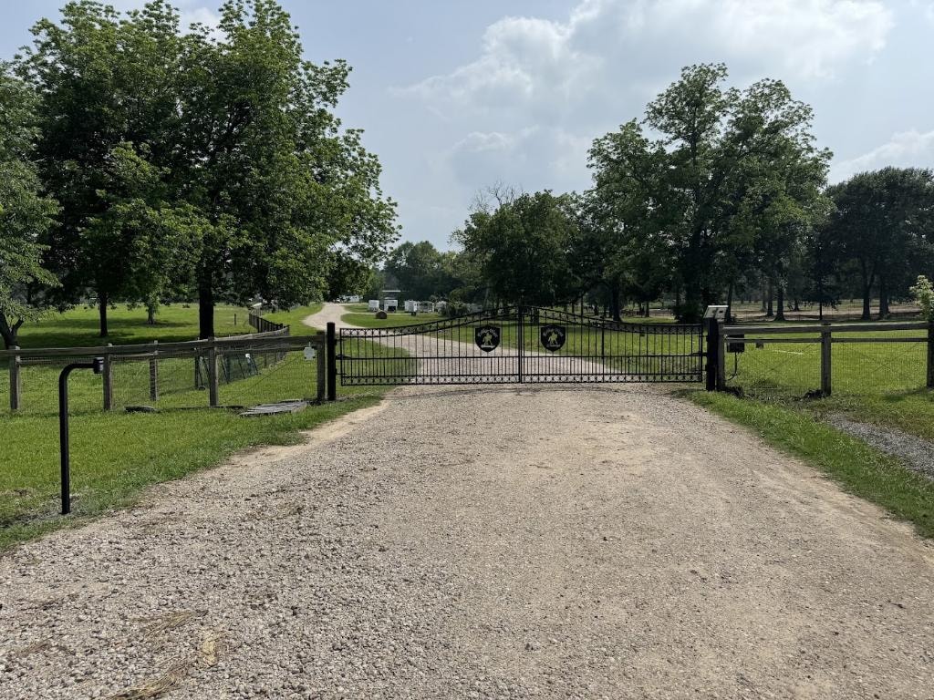 Electric gate service in Willis TX