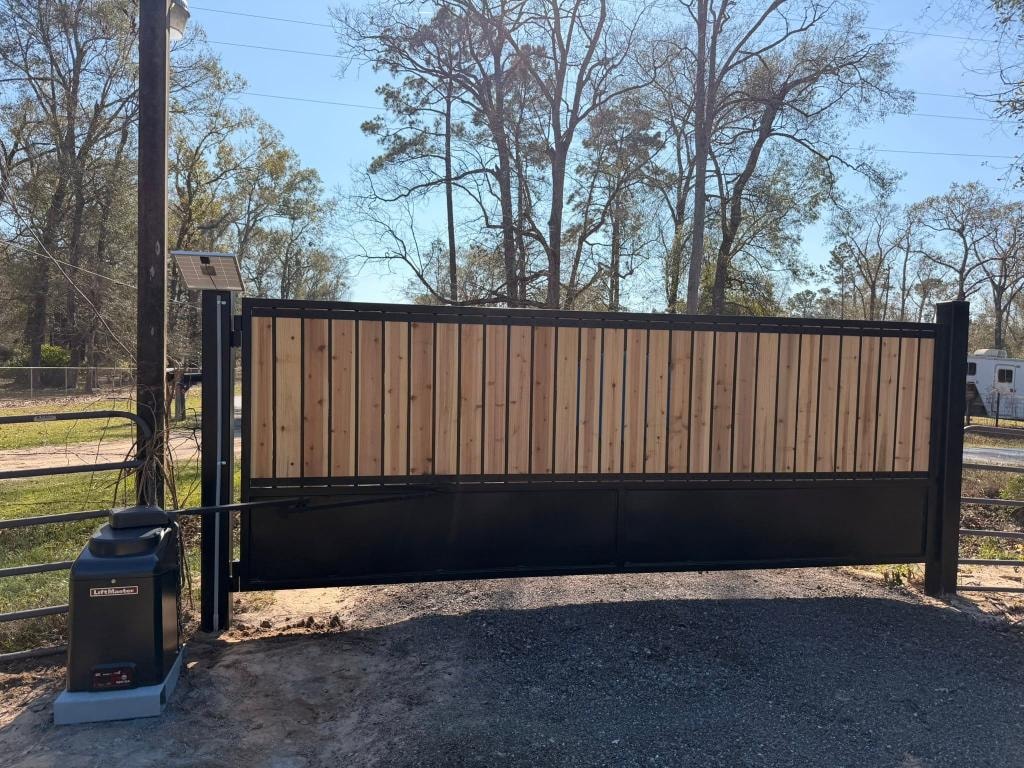 Cedar slide gate installation in Tomball TX